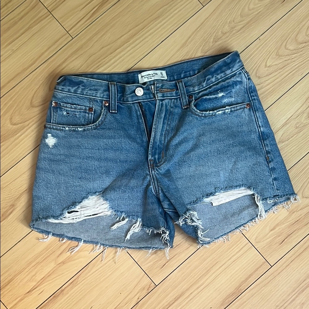 Abercrombie Curve Love shorts